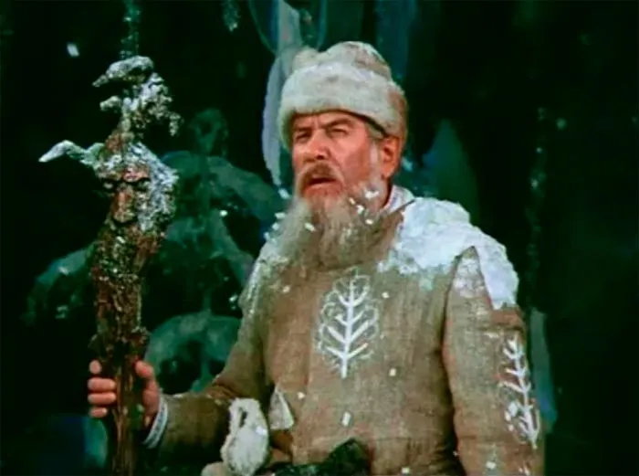кадр Двенадцать месяцев 8
