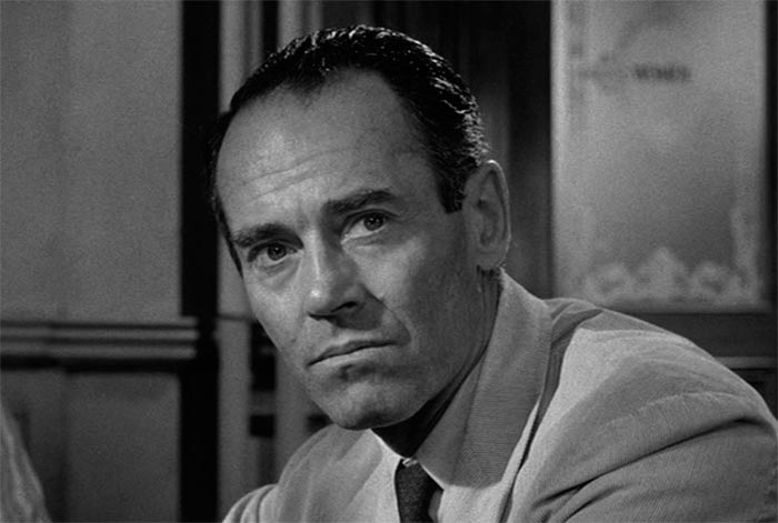 кадр 12 разгневанных мужчин 3