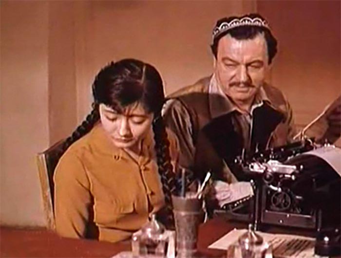 Кадр из фильма Её имя - Весна кадр Её имя - Весна 8