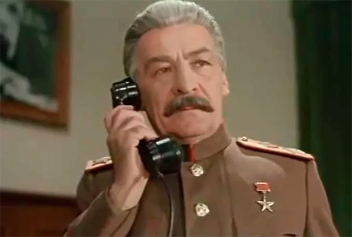 кадр Если враг не сдаётся... 2