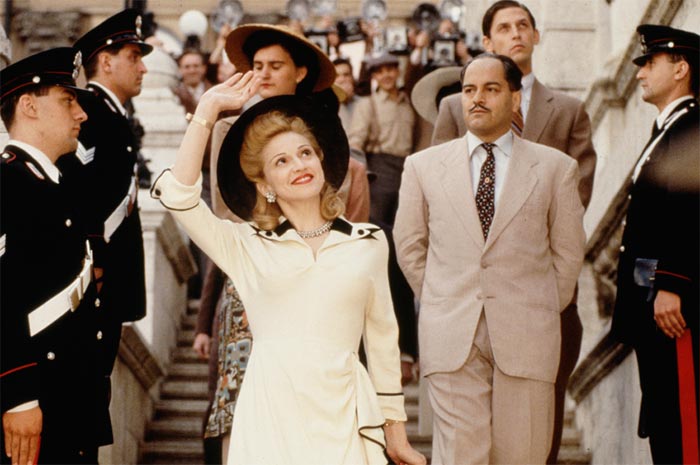 Фильм «Эвита» (1996) - сюжет, актеры и роли, кадры из фильма