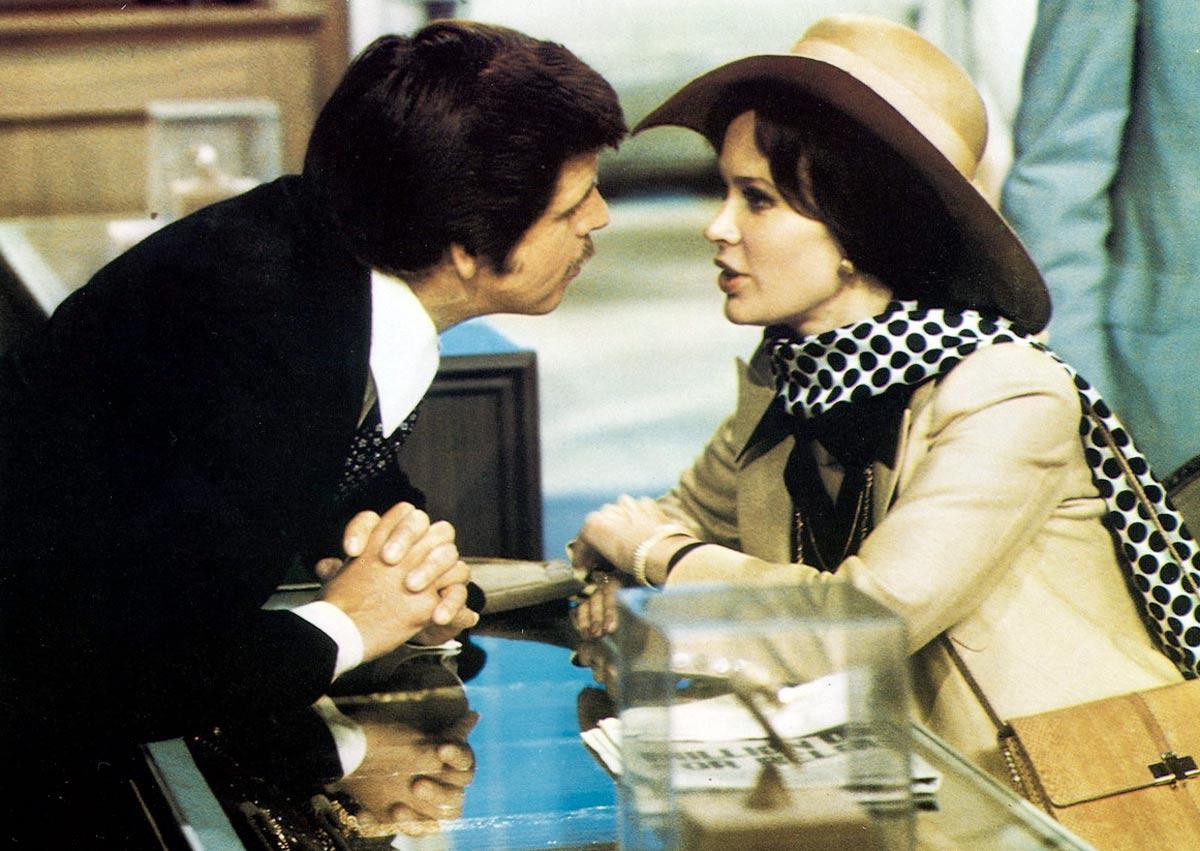 Фильм «Семейный заговор» (1976) - сюжет, актеры и роли, кадры из фильма