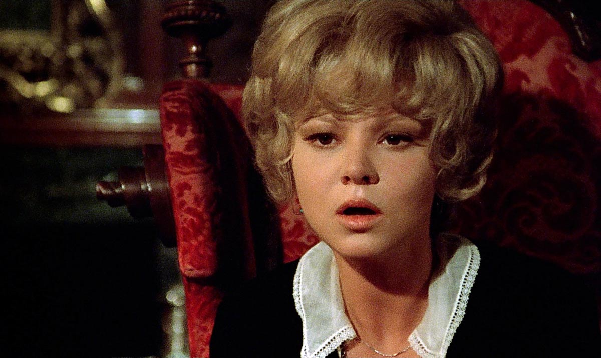 Фильм «Семейный заговор» (1976) - сюжет, актеры и роли, кадры из фильма