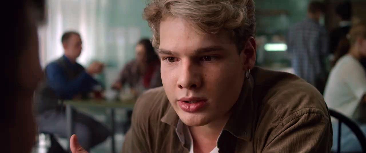 Кадр из фильма Физфак кадр Физфак 4