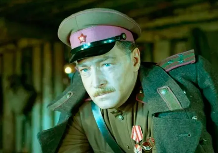 кадр Фронт без флангов 2