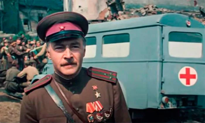 кадр Фронт без флангов 10