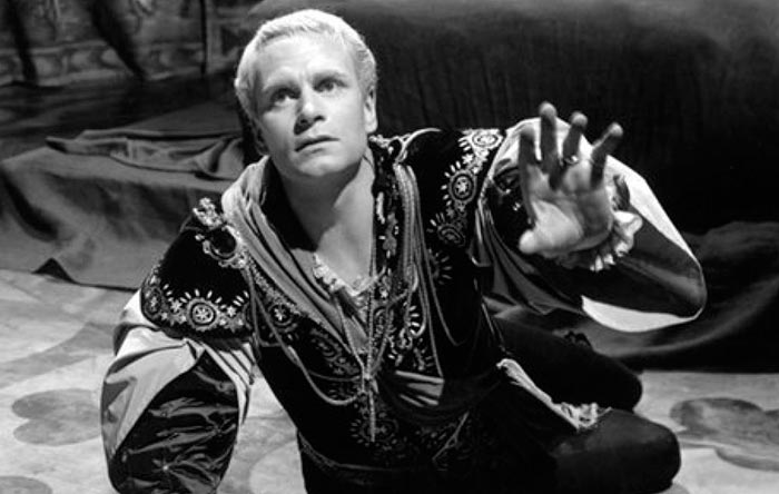 Фильм «Гамлет» (1948) - сюжет, актеры и роли, кадры из фильма