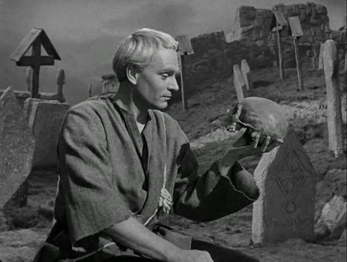 Фильм «Гамлет» (1948) - сюжет, актеры и роли, кадры из фильма