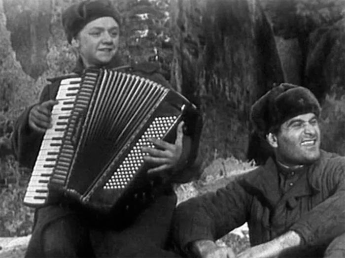 Фильм «Годен к нестроевой» (1968) - сюжет, актеры и роли, кадры из фильма