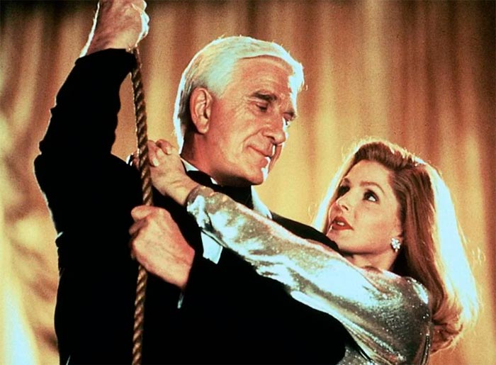 Кадр из фильма Голый пистолет 33 1/3: последний выпад кадр Голый пистолет 33 1/3: последний выпад 8