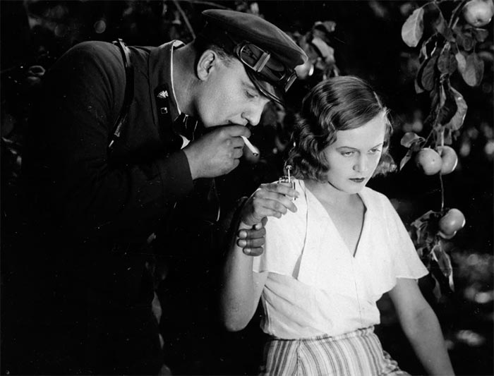 Кадр из фильма Горячие денёчки кадр Горячие денёчки 5