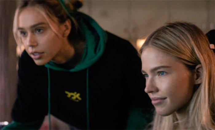 кадр Ханна. В игре 2