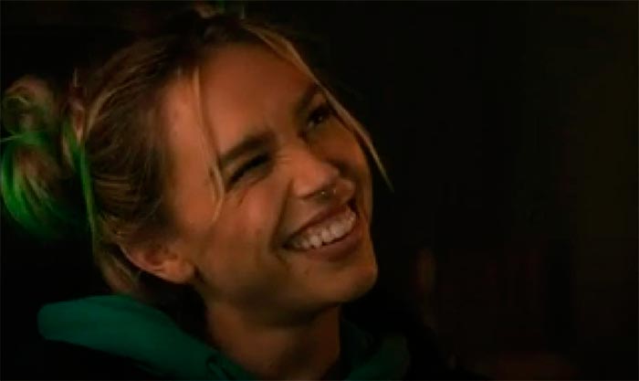 кадр Ханна. В игре 8