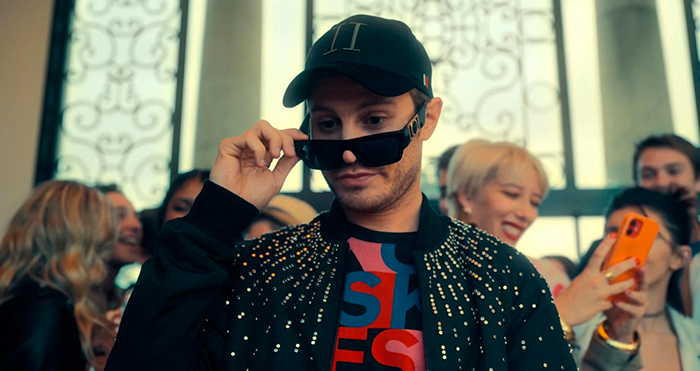 кадр Холоп из Парижа 5