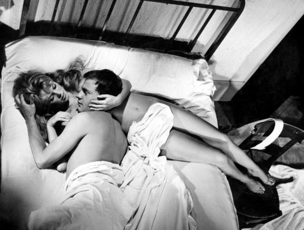 Кадр из фильма И Бог создал женщину кадр И Бог создал женщину 18