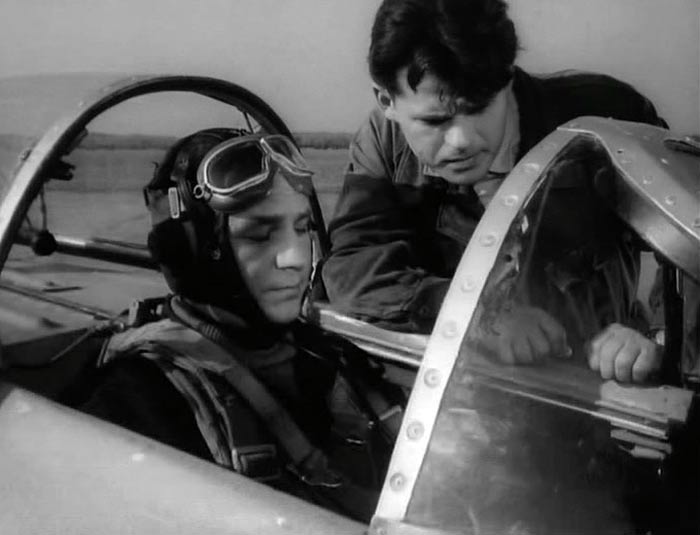 кадр Им покоряется небо 2