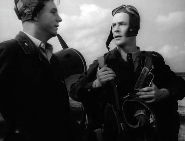 кадр Им покоряется небо 9