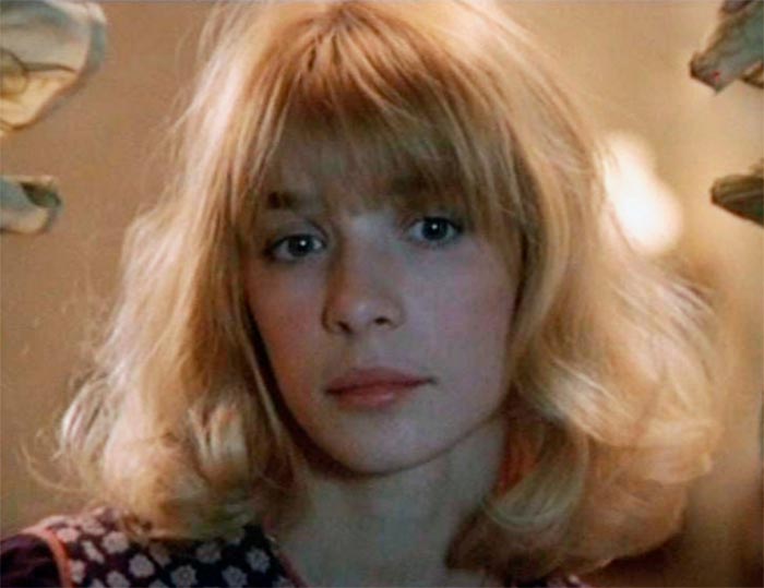 кадр Искренне Ваш 5