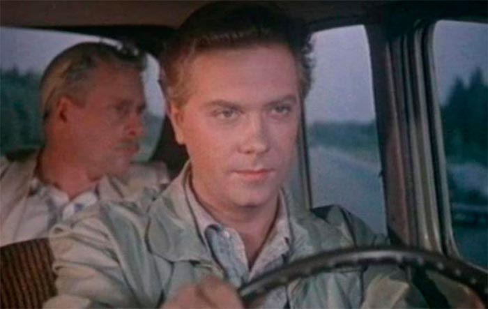 Кадр из фильма К Чёрному морю кадр К Чёрному морю 5