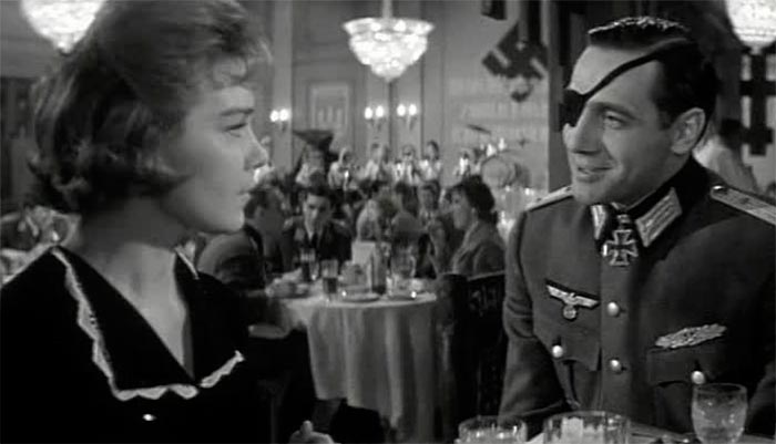 Кадр из фильма Как вас теперь называть? кадр Как вас теперь называть? 3