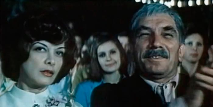 Фильм «Когда наступает сентябрь» (1975) - сюжет, актеры и роли, кадры ...