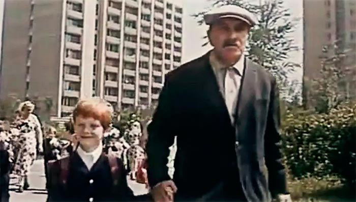 Кадр из фильма Когда наступает сентябрь кадр Когда наступает сентябрь 9