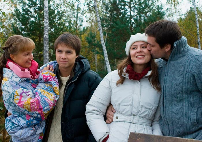 Фильм «Когда зацветёт багульник» (2010) - сюжет, актеры и роли, кадры ...