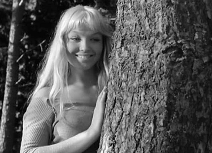 Кадр из фильма Колдунья кадр Колдунья 8