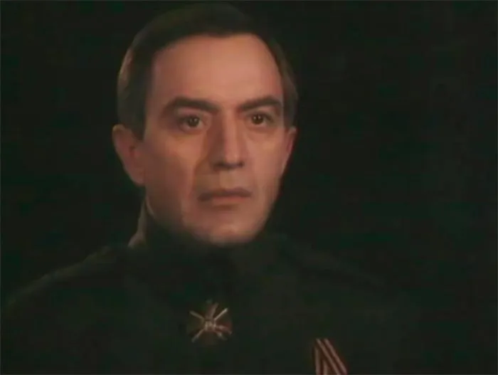 кадр Конь Белый 4