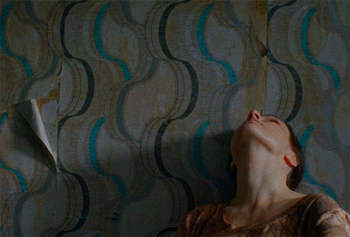 кадр Контакты 10