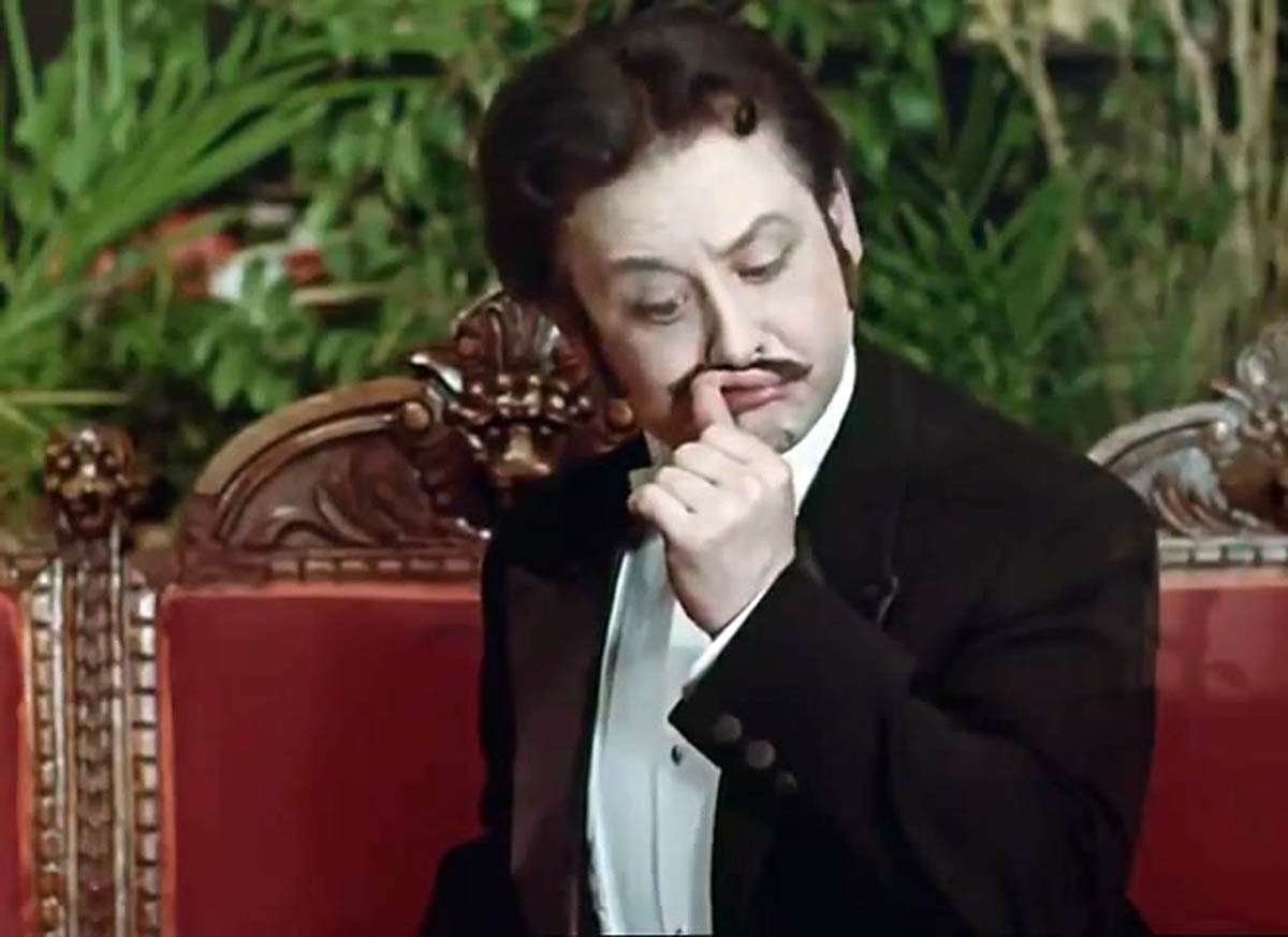 Фильм «Красавец-мужчина» (1978) - сюжет, актеры и роли, кадры из фильма