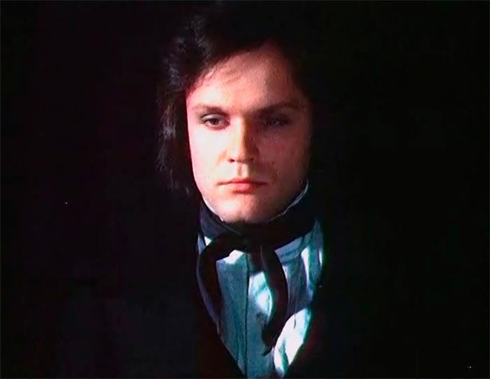 Фильм «Красное и черное» (1976) - сюжет, актеры и роли, кадры из фильма