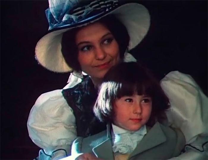 Фильм «Красное и черное» (1976) - сюжет, актеры и роли, кадры из фильма