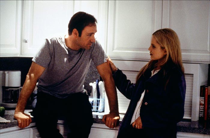 Кадр из фильма Красота по-американски кадр Красота по-американски 9