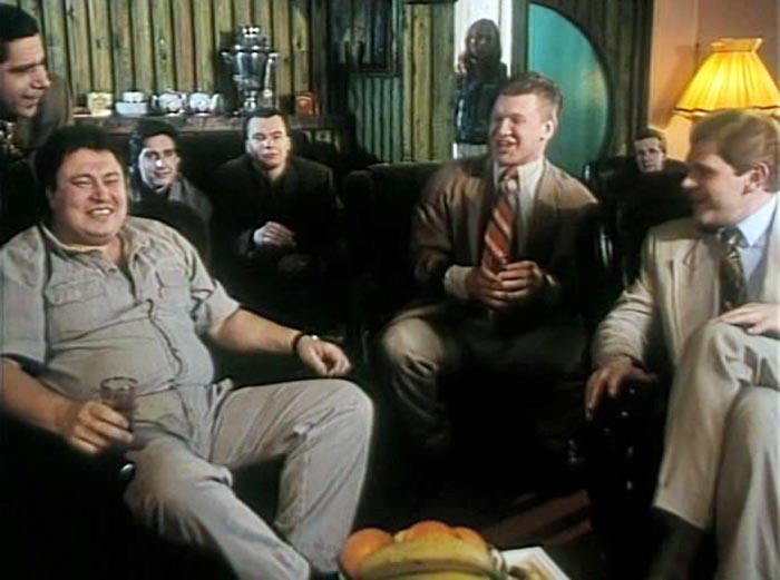 Фильм «Крестоносец» (1995) - сюжет, актеры и роли, кадры из фильма