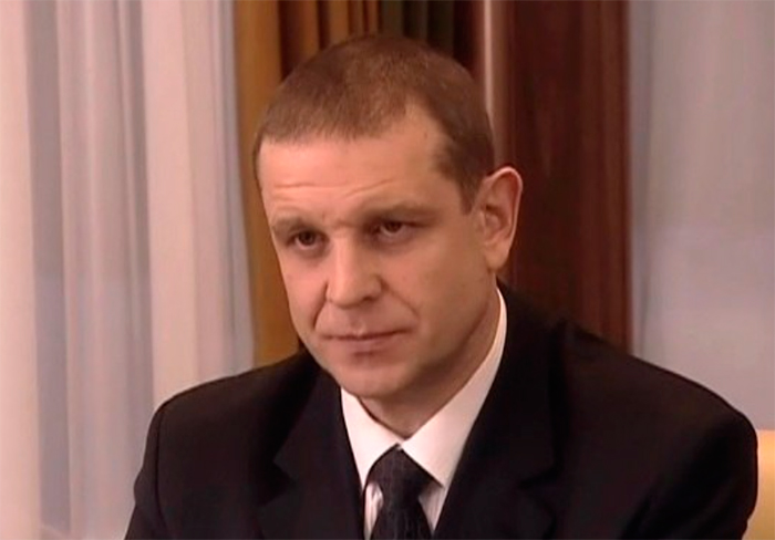 кадр Квартал 8