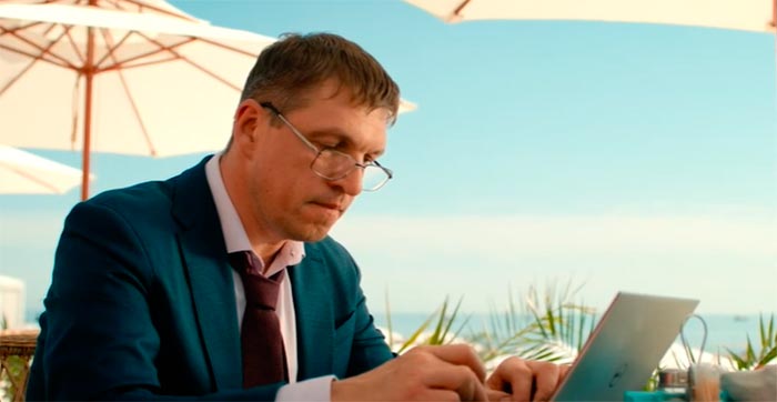 Фильм «Легкое знакомство» (2023) - сюжет, актеры и роли, кадры из фильма