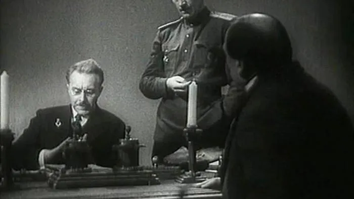 кадр Ленин в Октябре 8
