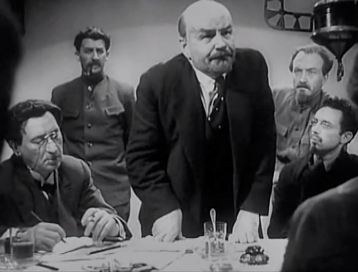 Кадр из фильма Ленин в Октябре кадр Ленин в Октябре 11