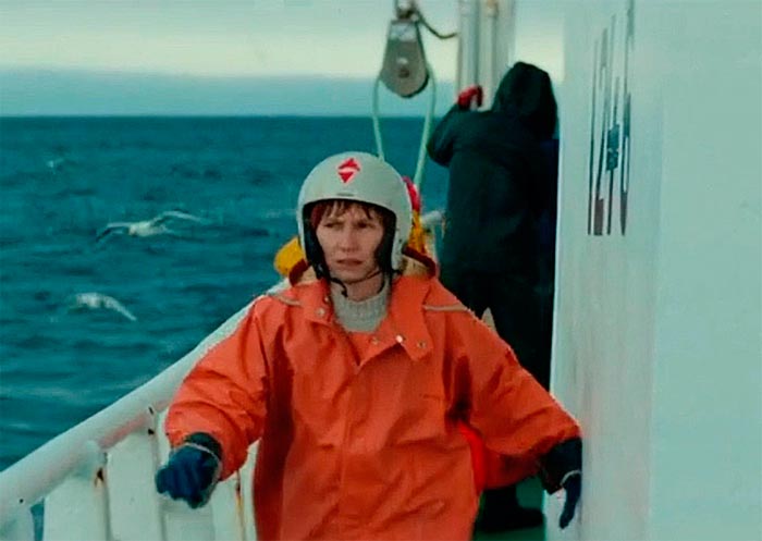 Фильм «Лили и море» (2022) - сюжет, актеры и роли, кадры из фильма