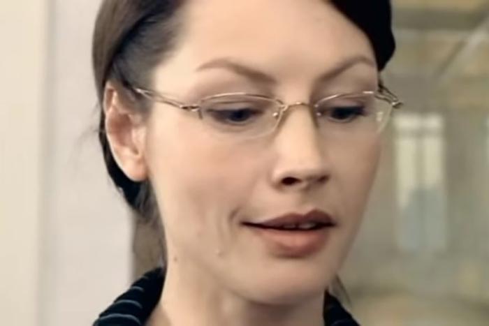 кадр Люби меня 4