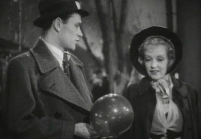 кадр Любимая девушка 11