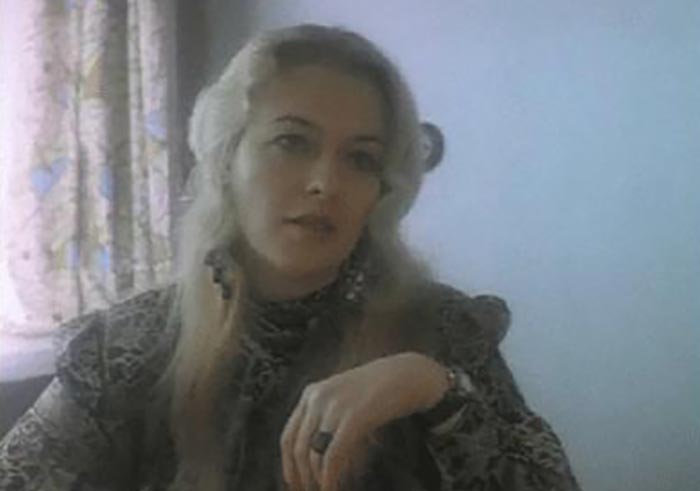 кадр Любовь французская и русская 5