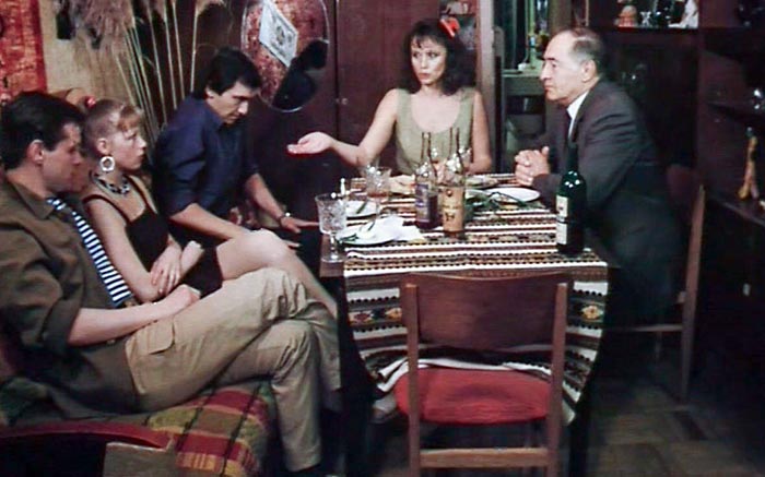 кадр Любовь с привилегиями 8