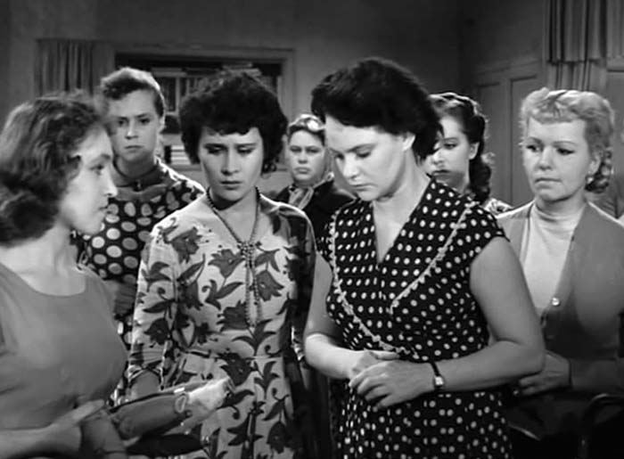 кадр Любовью надо дорожить 6