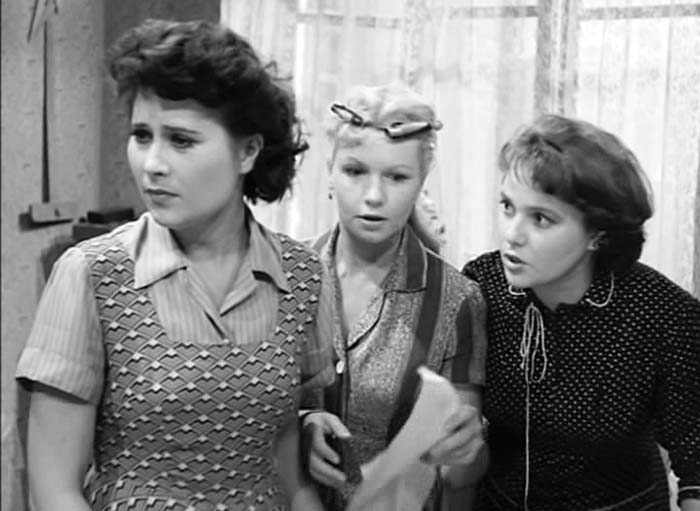 кадр Любовью надо дорожить 9