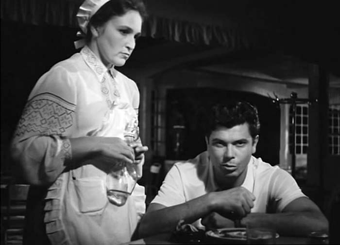 кадр Любовью надо дорожить 10