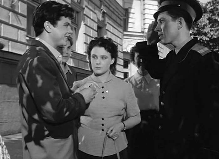 кадр Любовью надо дорожить 13