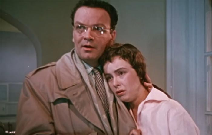 кадр Люди на мосту 8