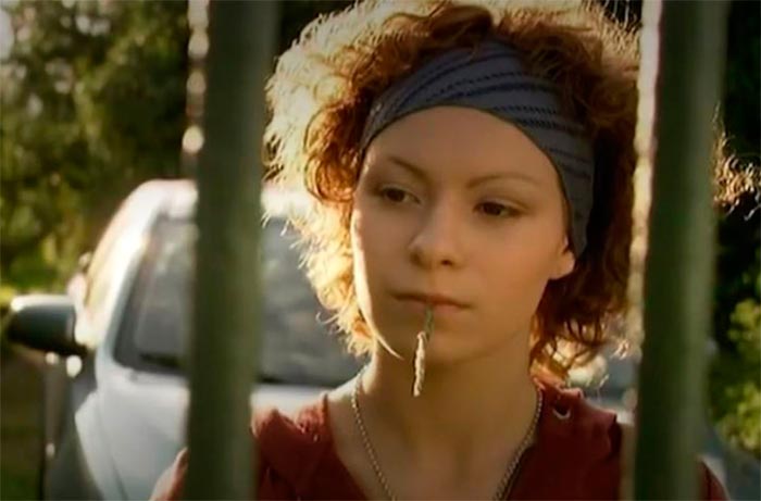 кадр Мальчик и девочка 6